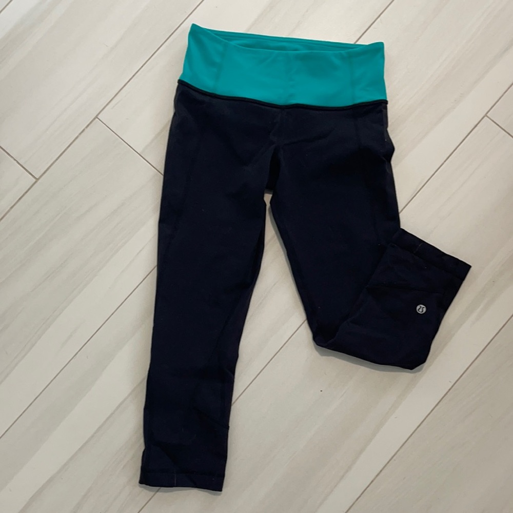 Lululemon capris.